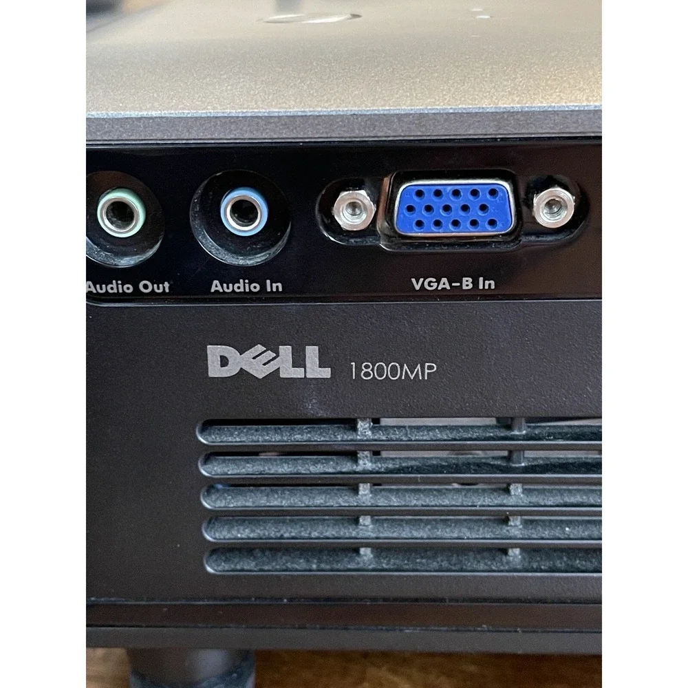 Dell 1800MP DLP Projector 3x Power Cords, Remote, Cable, Carry Case